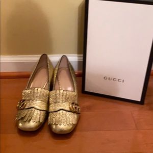 Ladies Gucci loafer 9.5